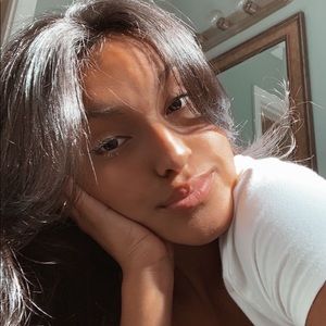 Meet your Posher, Briana